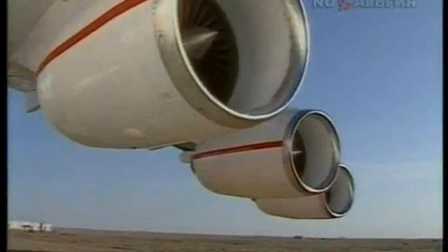 Aн-225 забирает Буран в Ле-Бурже с Байконура 1989 смотреть онлайн