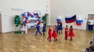 Танец на День России средняя группа "Росиночка - Россия" 2025 г.