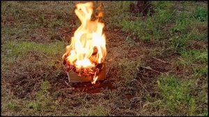 Горит фабрика мебели из картона