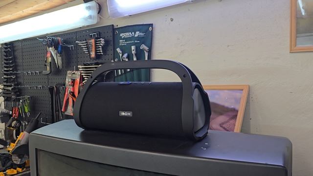 Портативная музыкальная колонка iBOX BASS HUNTER смотреть онлайн
