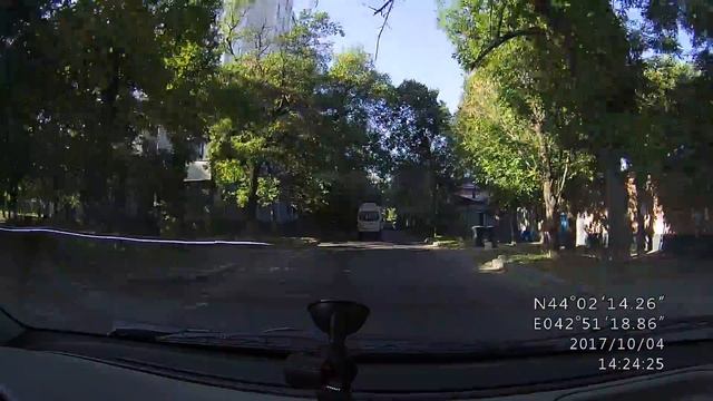 Видеорегистратор с AliExpress Ambarella A7 с GPS смотреть онлайн