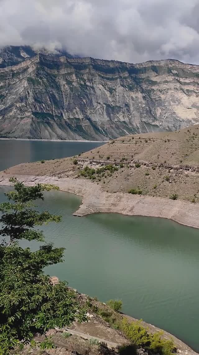 Ирганайское водохранилище по праву занимает почётное место в рейтинге красот Дагестана смотреть онлайн