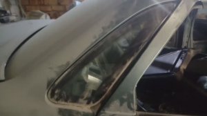 Как вырезать заднюю боковую форточку на автомобиле Лада Приора 2008г