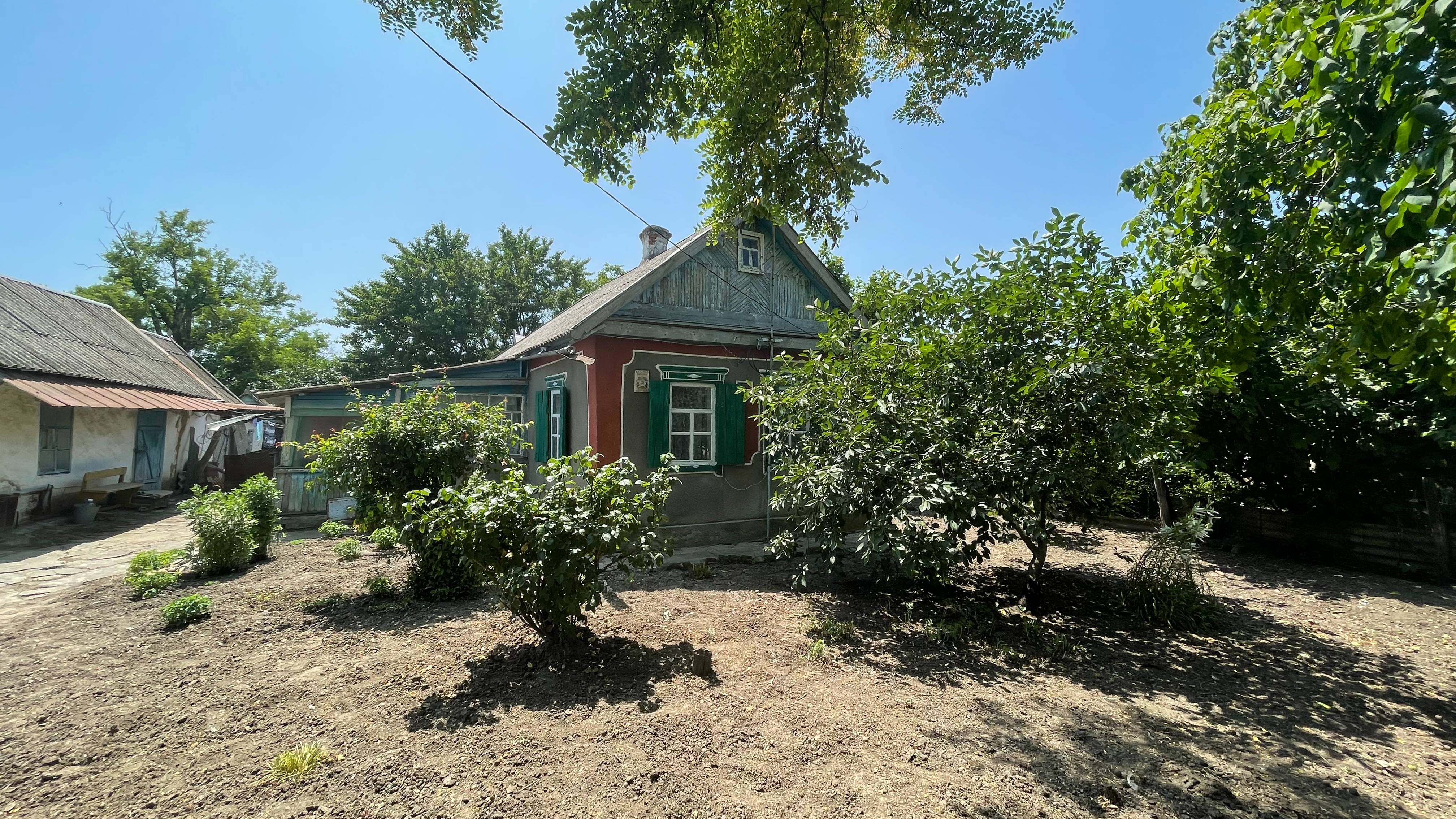 ПРОДАЁМ ДОМ - 31 м² НА ЗЕМЕЛЬНОМ УЧАСТКЕ - 30 сот. Красноармейский район, Крикуна, т. 89184882246