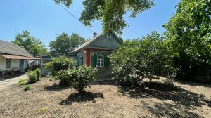 ПРОДАЁМ ДОМ - 31 м² НА ЗЕМЕЛЬНОМ УЧАСТКЕ - 30 сот. Красноармейский район, Крикуна, т. 89184882246