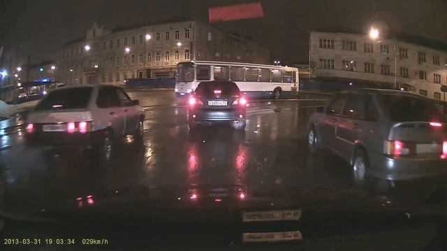 Пример видео снятого на BlackVue DR400G HD II (2)