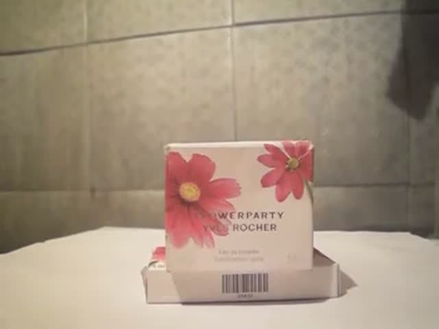 АРХИВ. FlowerParty Yves Rocher vs Happydisiac Woman Oriflame: FlowerParty Yves Rocher смотреть онлайн