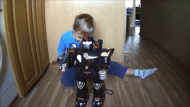 МЫШЬ УПРАВЛЯЕТ РОБОТОМ