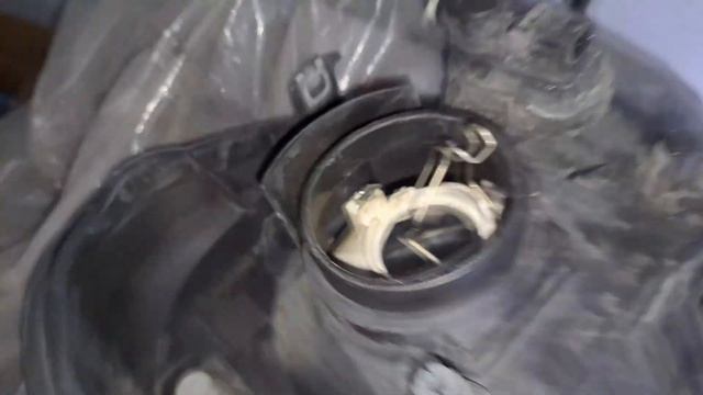 Opel Vivaro - Headlight removal / Сваляне на фар (Опел Виваро) смотреть онлайн