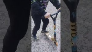 учимся делать вип на самокате день первый