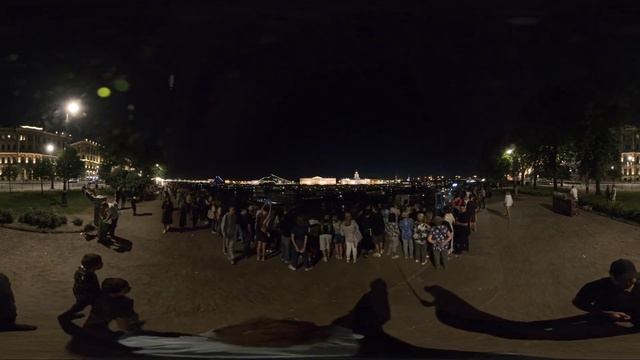 Insta 360 One X4 ночью, с защитными стеклянными стёклами. Раз?