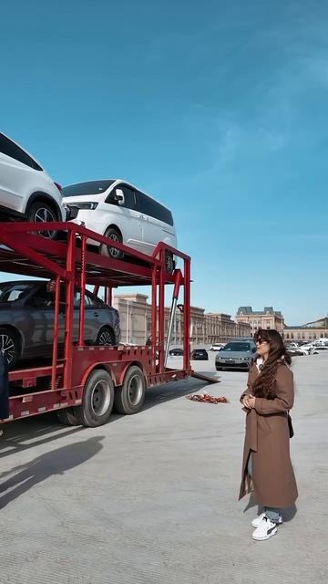 Погрузка наших машин в Китае смотреть онлайн