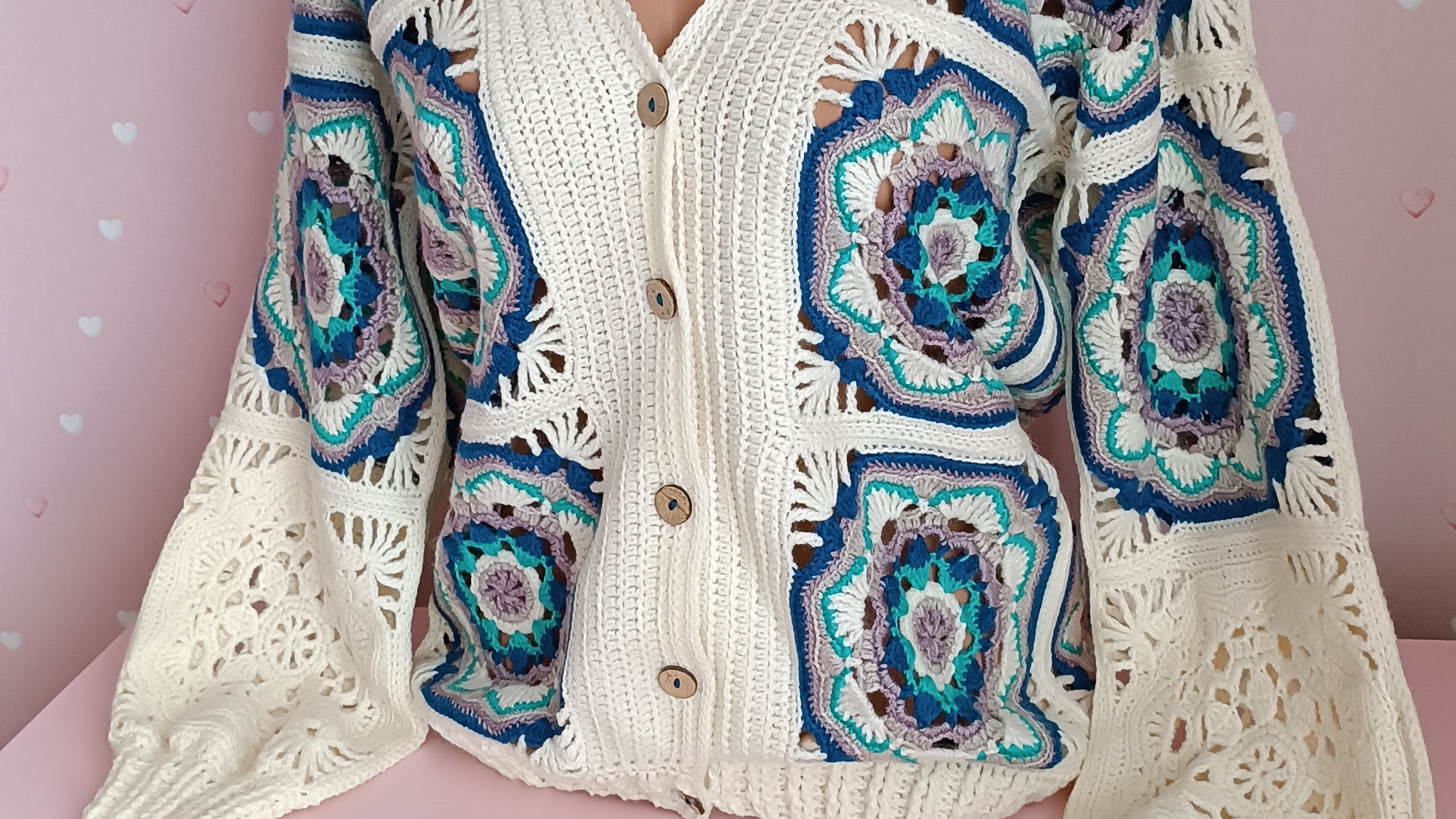 Нереально красивый бомбер "Калейдоскоп" 🤩 смотреть онлайн