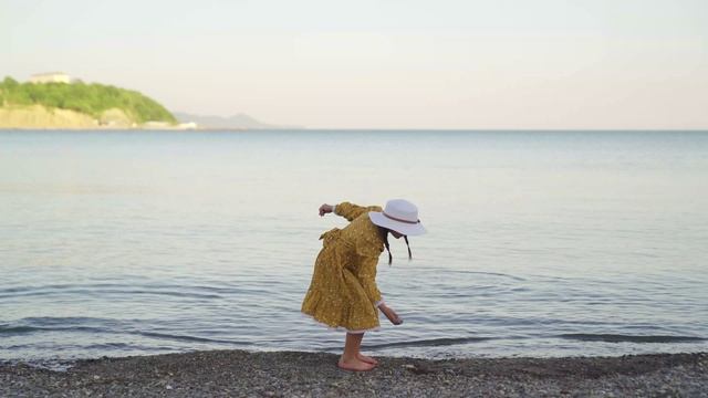 Море и пляж Мореин