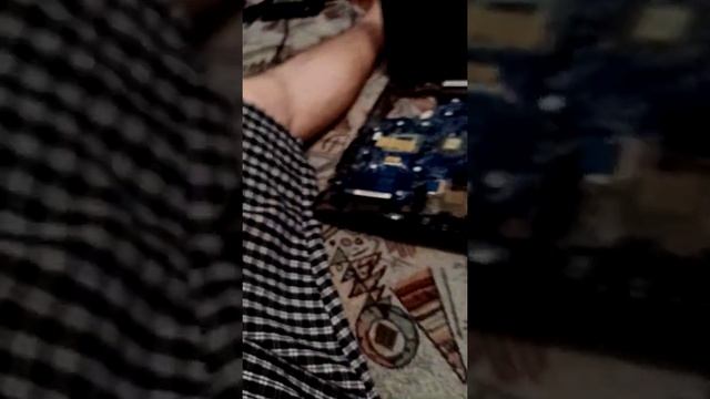 Lenovo G575 внутри смотреть онлайн