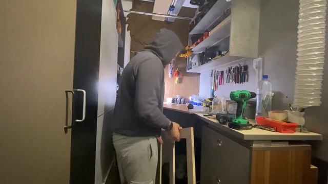 Ставим компрессор в мебельный корпус