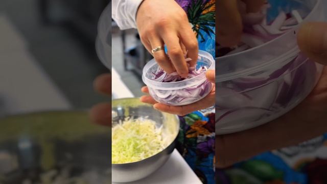 Обязательно попробуйте Друзья ✅
#салатизкапусты #салат #рецептыпп #рецепт #шефповар #рецептотшефа