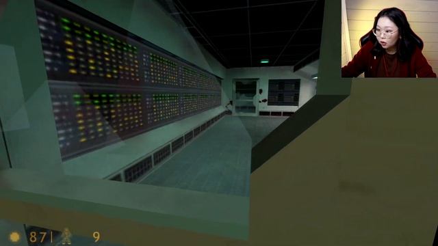 ЗНАКОМСТВО С ЛЕГЕНДОЙ | HALF - LIFE #1 смотреть онлайн