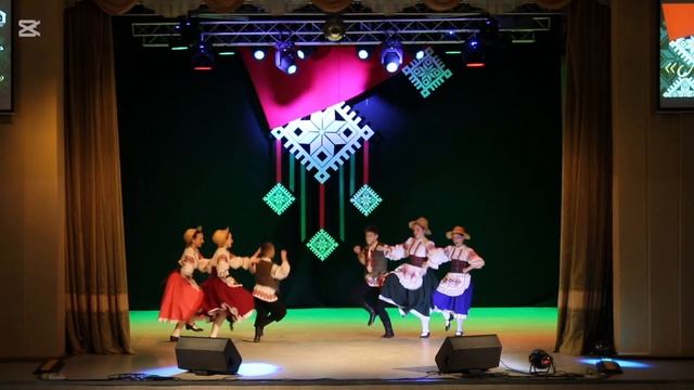 Образцовый ансамбль танца «Медуніца». Белорусский та?