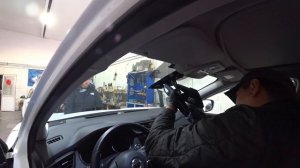 Замена лобового стекла на Ниссан Кашкай.