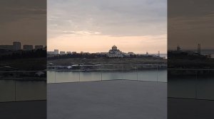 Памятник примирения в г.Севастополе,  советую смотрет?