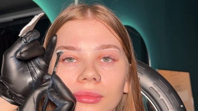 Разметка бровей brow-пастой и кистью | Техника | Построен смотреть онлайн