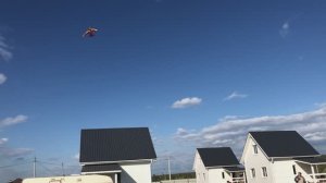 Запуск воздушного змея - Дома на ОКе