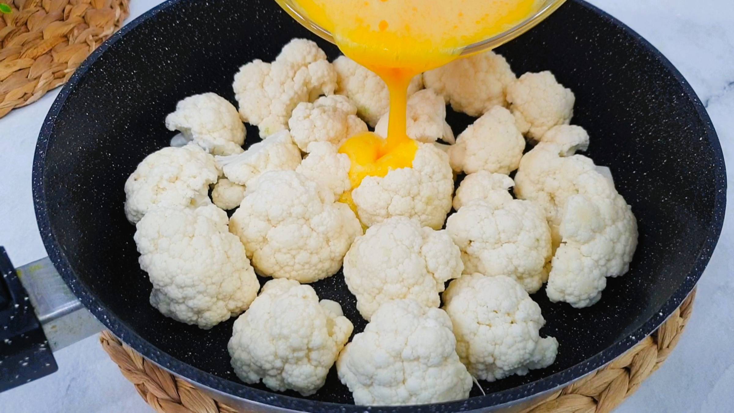 Готовлю так цветную капусту целую неделю и мой муж просит еще. Быстро, просто, вкусно