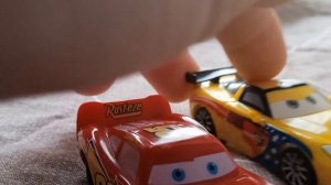 Молния Маккуин и Метр истории про машинки