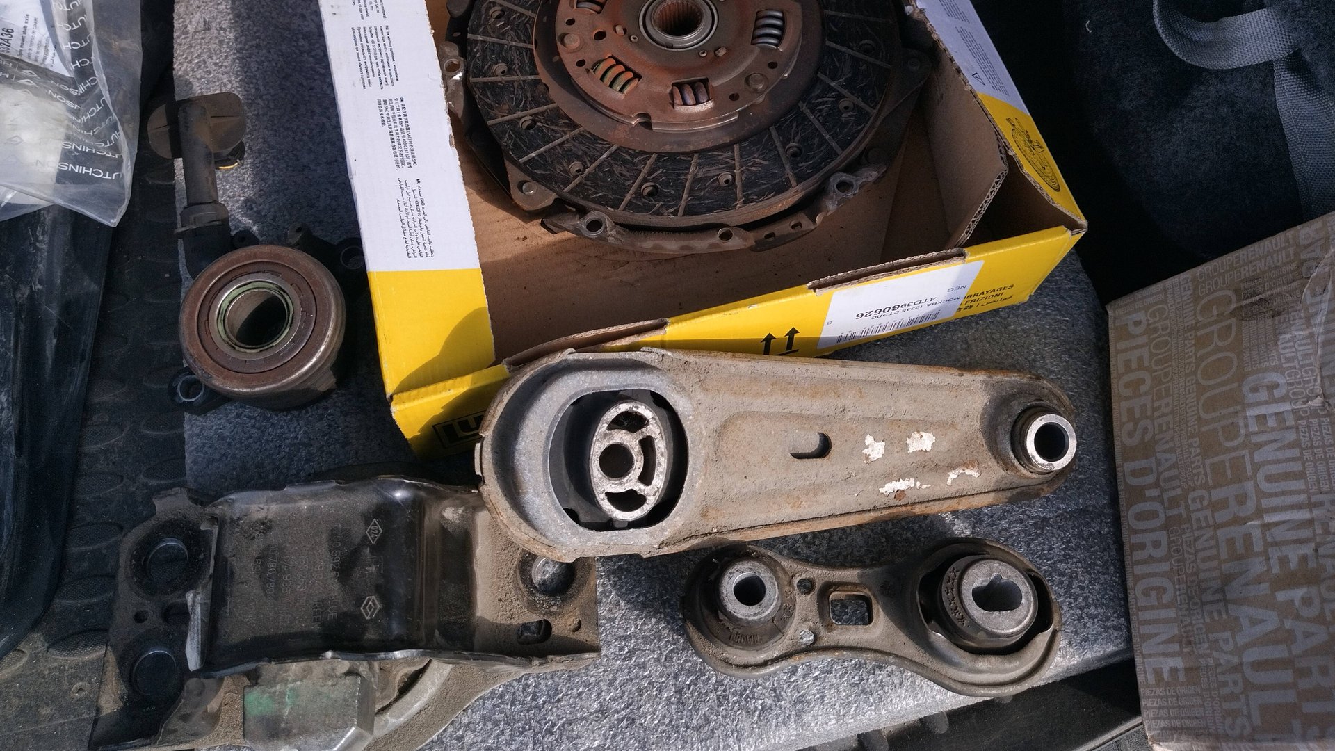 Износ сцепления и опор за 160 тысяч километров