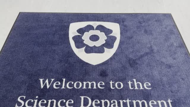 Bosworth Independent School смотреть онлайн