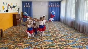 Танец  «Матушка земля» - средняя группа