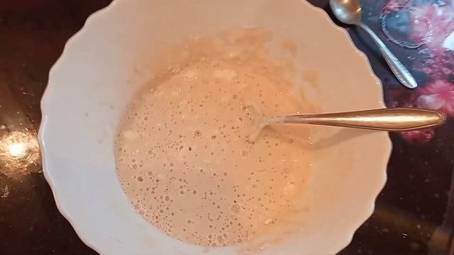 Домашний хлеб получается очень вкусный и хрустящий.