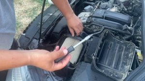 Замена воздушного фильтра SKODA YETI 1.2 (Модифицированный N