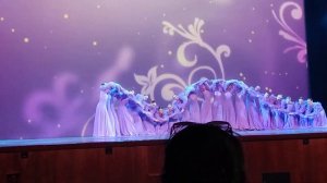 Танец" Сирень", театра танца "Гжель".