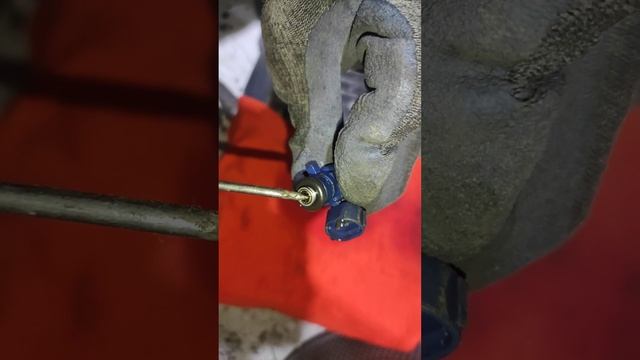 Ниссан Микра к11 форсунка. смотреть онлайн