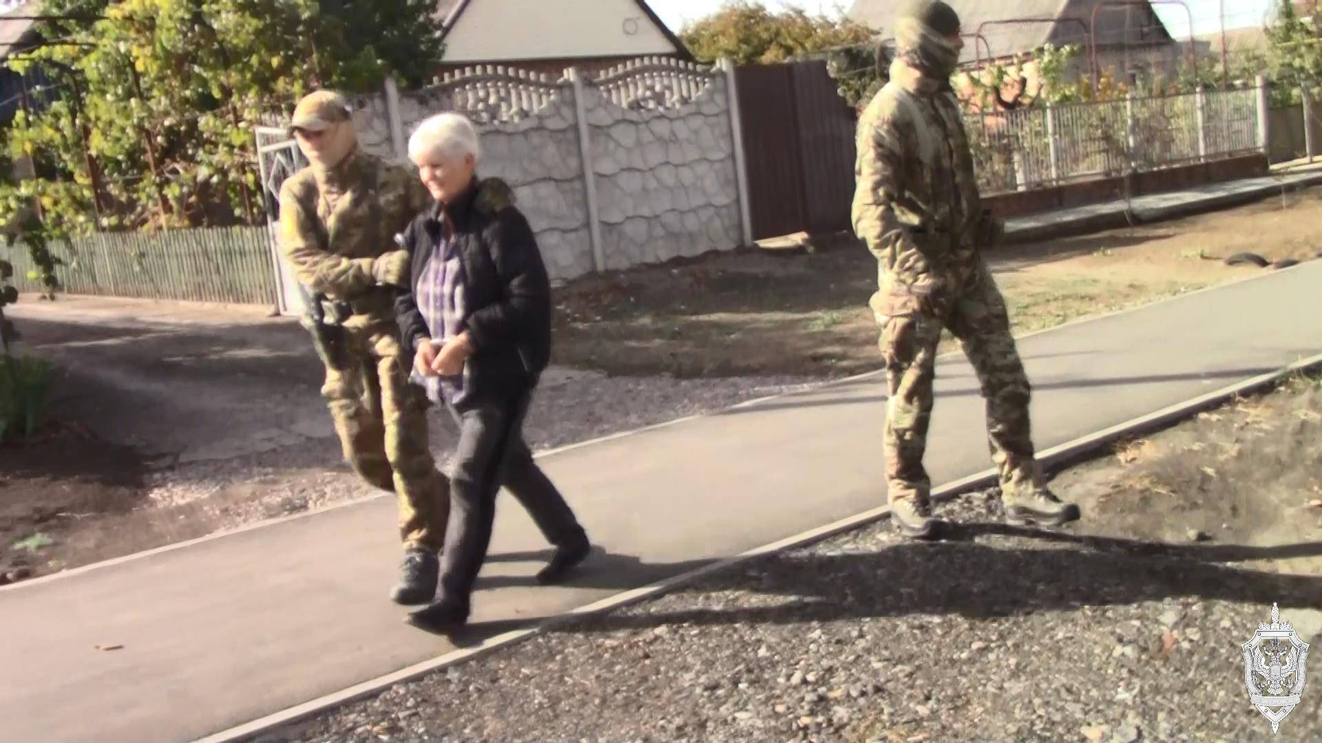 ВМЕСТО СЧАСТЛИВОЙ СТАРОСТИ ВЫБРАЛА КОЛОНИЮ смотреть онлайн