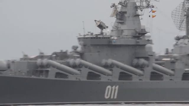 Гвардейский ракетный крейсер 011 «Варяг» / Guided Missile Cruiser