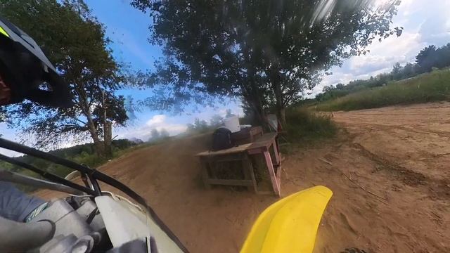 Обучение на мотоцикле Suzuki DRZ 125: эндуро и мотокросс