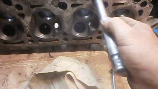 ЧЕРИ АМУЛЕТ как заглушить отверстия слива масла от р? смотреть онлайн