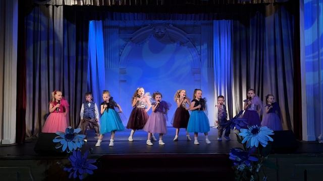 LiBERCANTO KiDS «Бабушки» смотреть онлайн