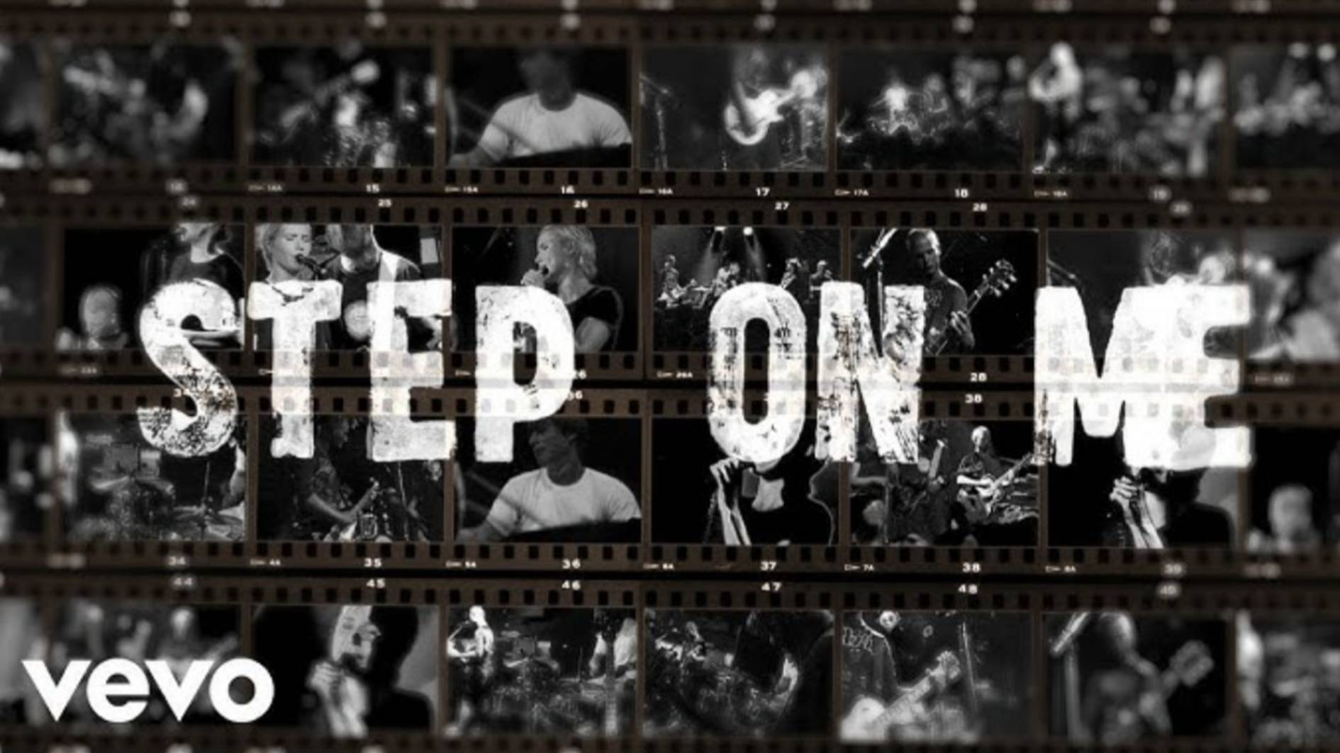 The Cardigans - Step On Me (Lyric Video) смотреть онлайн