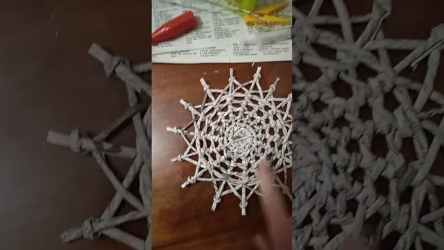 @ газетная лоза. снежинка.