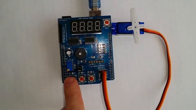 Артую Уно Шилд. Эксперимент №15. Сервопривод