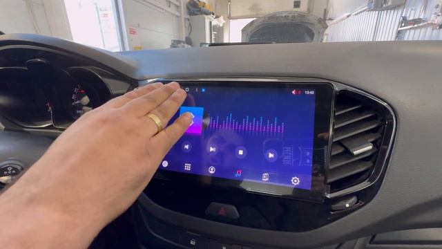 Lada Vesta андроид магнитола KM-Pro 4/32