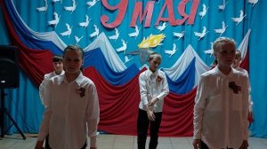 танец " Верните память"