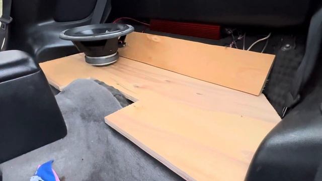 Как я установил усилитель DL Audio Raven5:1100 V2 в Toyota Supra A80. Это