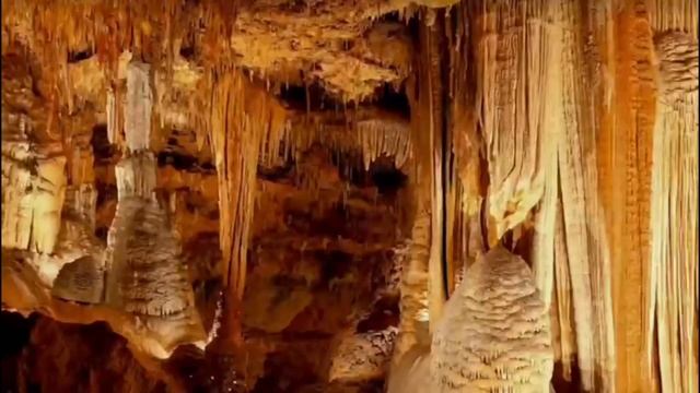 Сталактиты, сталагмиты и другие сюрпризы пещеры АТТА.