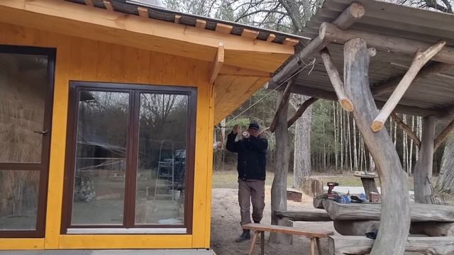 ЛЕСНОЙ ХУТОР. ОМОЛОЖЕНИЕ ОРЕХА, УСТАНОВКА ОТЛИВОВ,УГО?