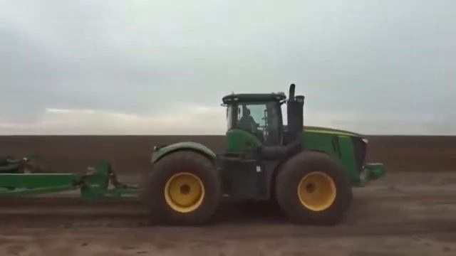 Лучшие тракторы и комбайны